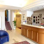 Cristallo Hotel 3*
