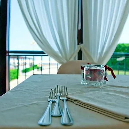 Hotel Cristallo 3*